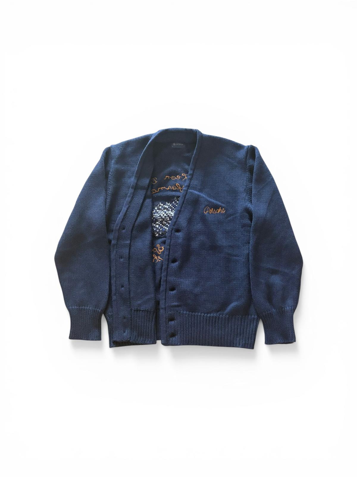 Cardigan en maille Aimé Leon Dore x Porsche — Bleu marine — Broderie dorée — Taille L