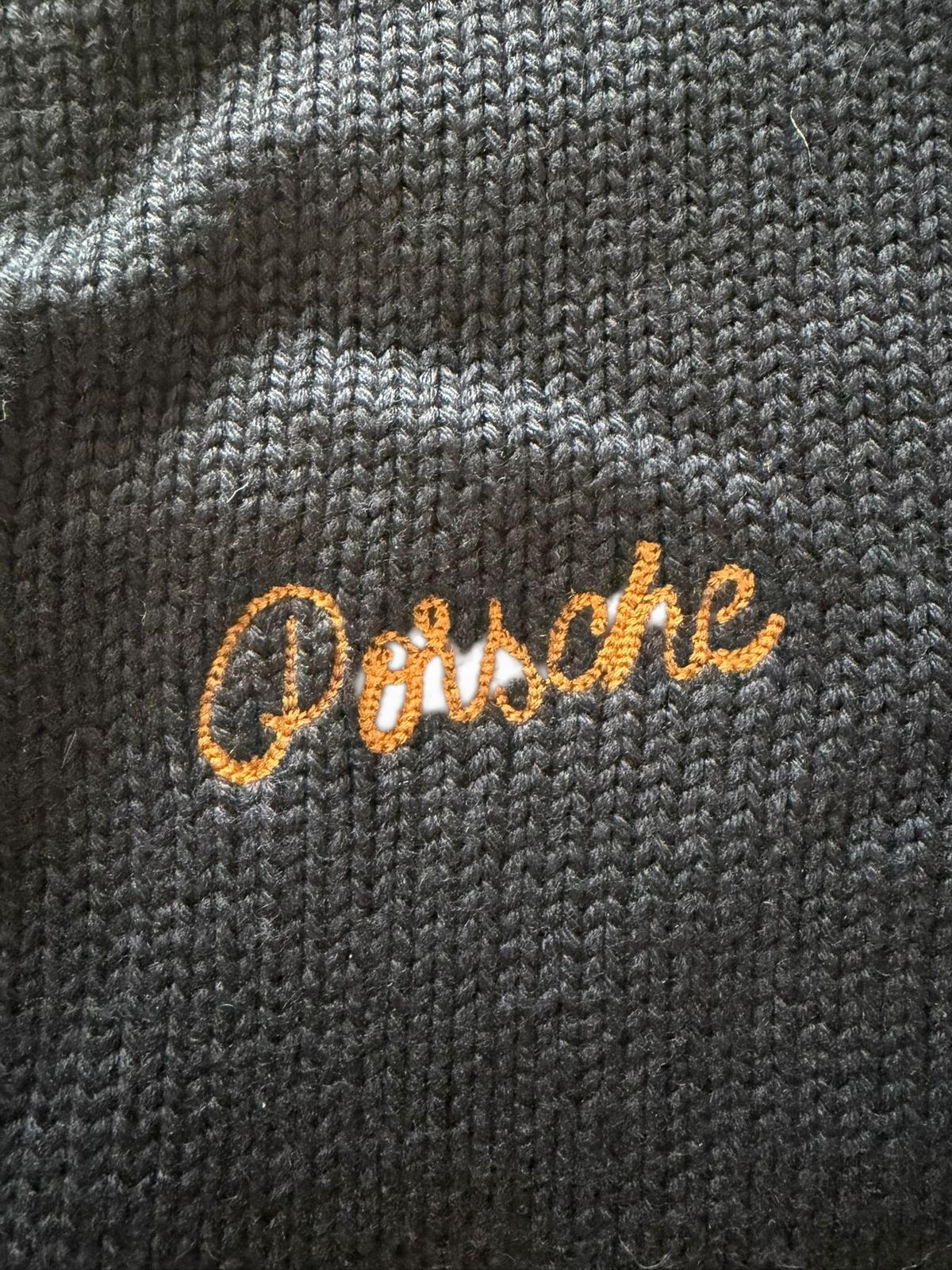 Cardigan en maille Aimé Leon Dore x Porsche — Bleu marine — Broderie dorée — Taille L